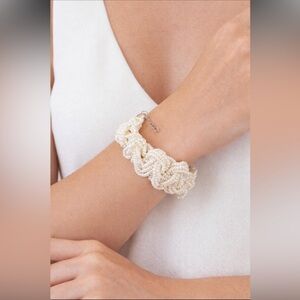 Elegant Cream Beaded Bracelet